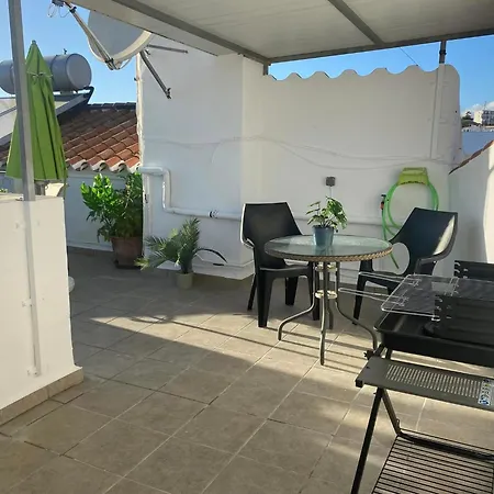 Loft Nerjaplaya شقة نيرخا